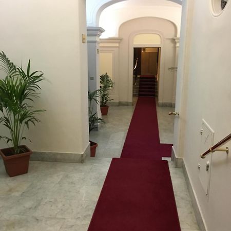Hotel Versailles Rome Exterior photo